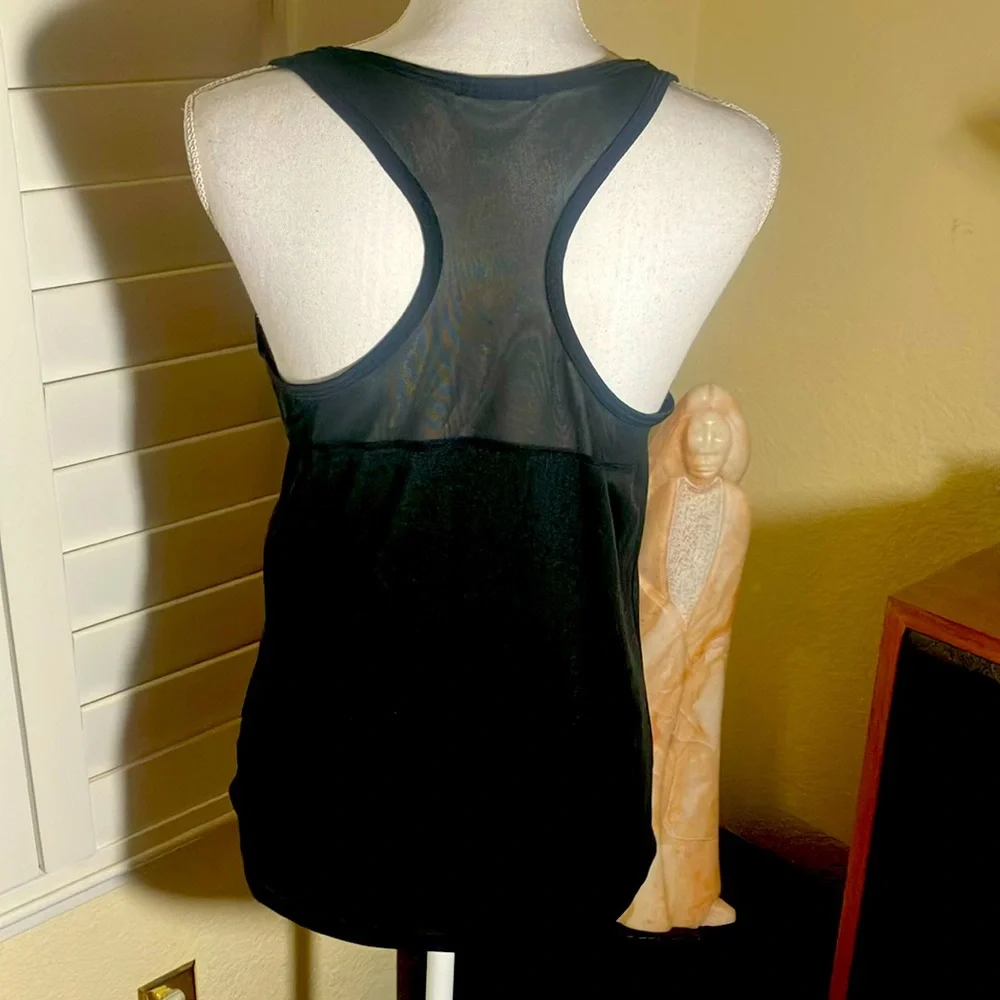 🖤🏃🏻‍♀️O to S Black Nylon/Spandex Racer Back Top With Black Mesh Size 1X